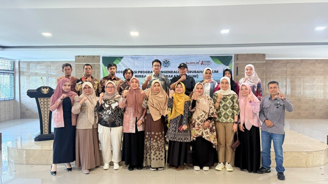 Sempena Hari Kesaktian Pancasila, PLN NP UP Tenayan melalui Program Kampung Iklim Dorong Semangat Gotong Royong