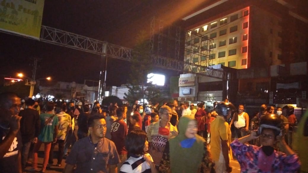 Hari Pertama PSBB di Dumai, Warga dan Pedagang Turun ke Jalan
