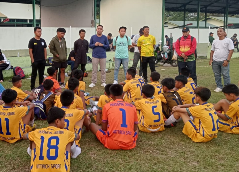 Fatoni Sampaikan Motivasi dan Apresiasi ke Pemain Persemai Junior
