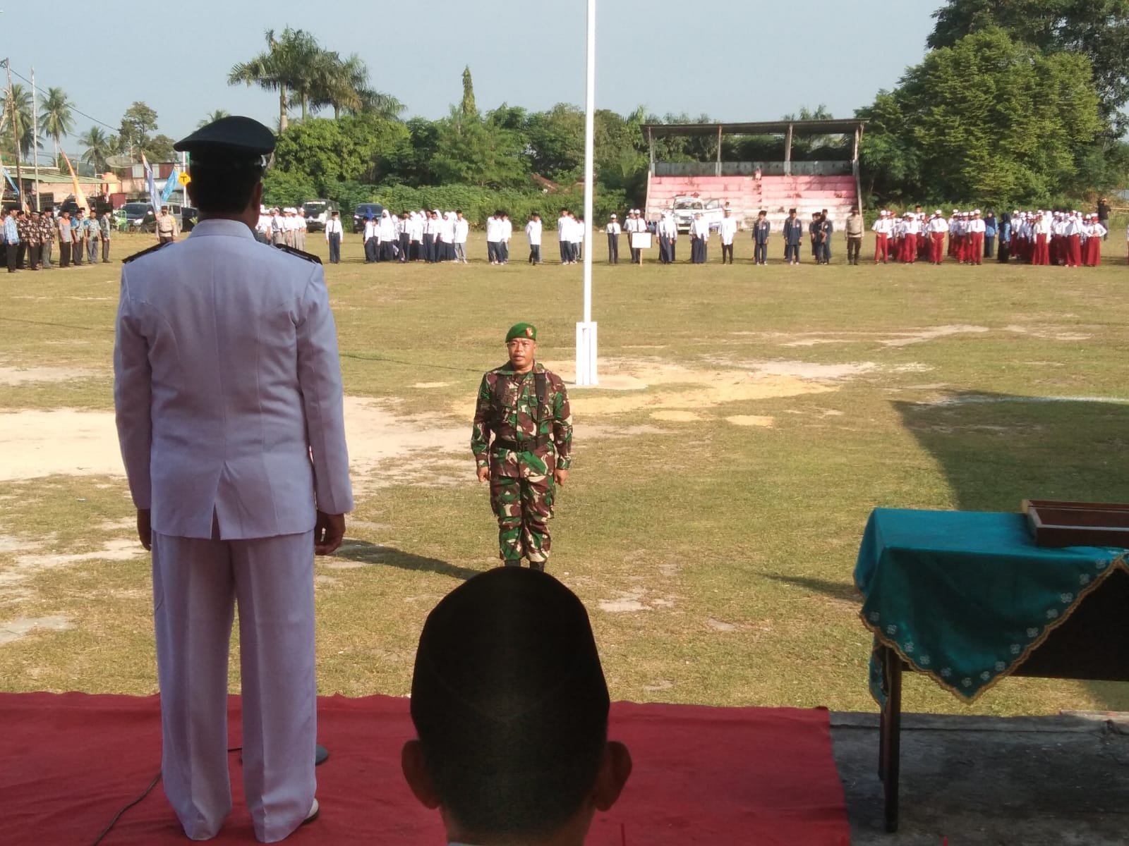 Peringati HUT RI, Kecamatan Bukit Kapur Gelar Upacara Bendera