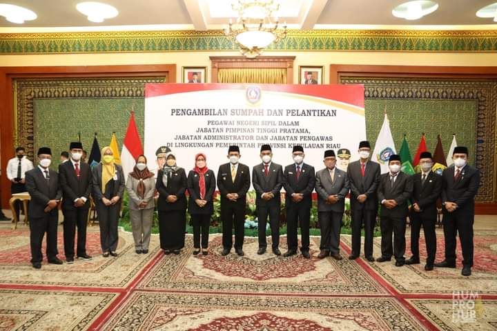 Gubernur Lantik Pejabat Eselon di Lingkungan Pemprov Kepri