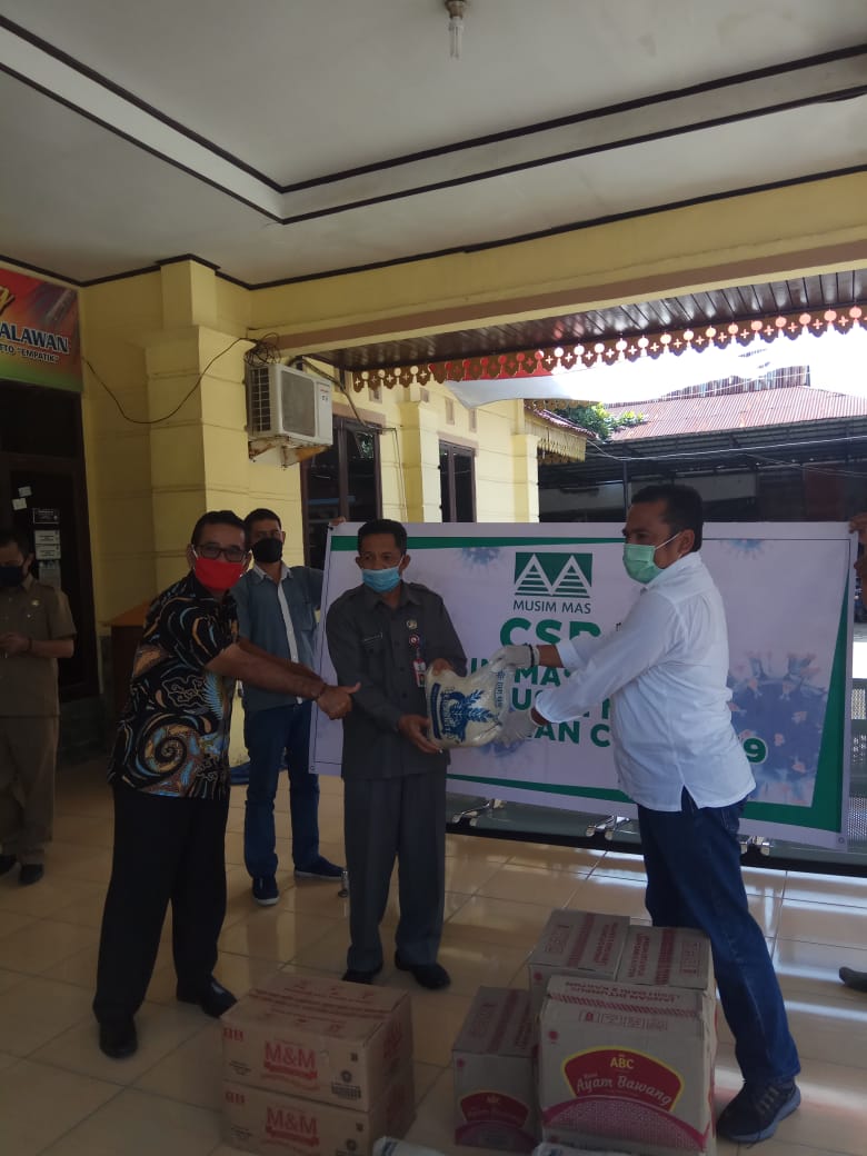 PT Musim Mas Bantu Warga Terdampak Covid19 Melalui Pemkab Pelalawan