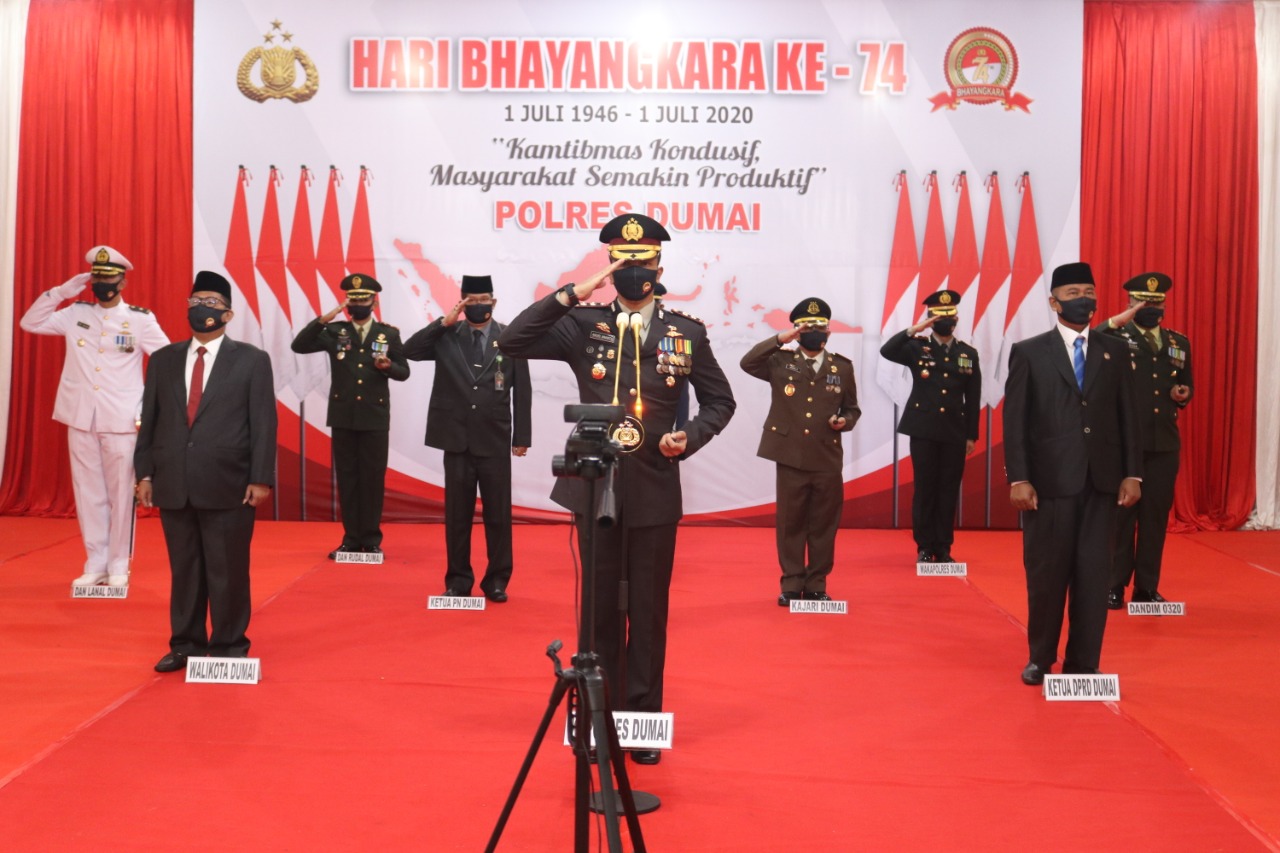 Polres Dumai Ikuti Upacara Hari Bhayangkara Ke-74 Secara Virtual