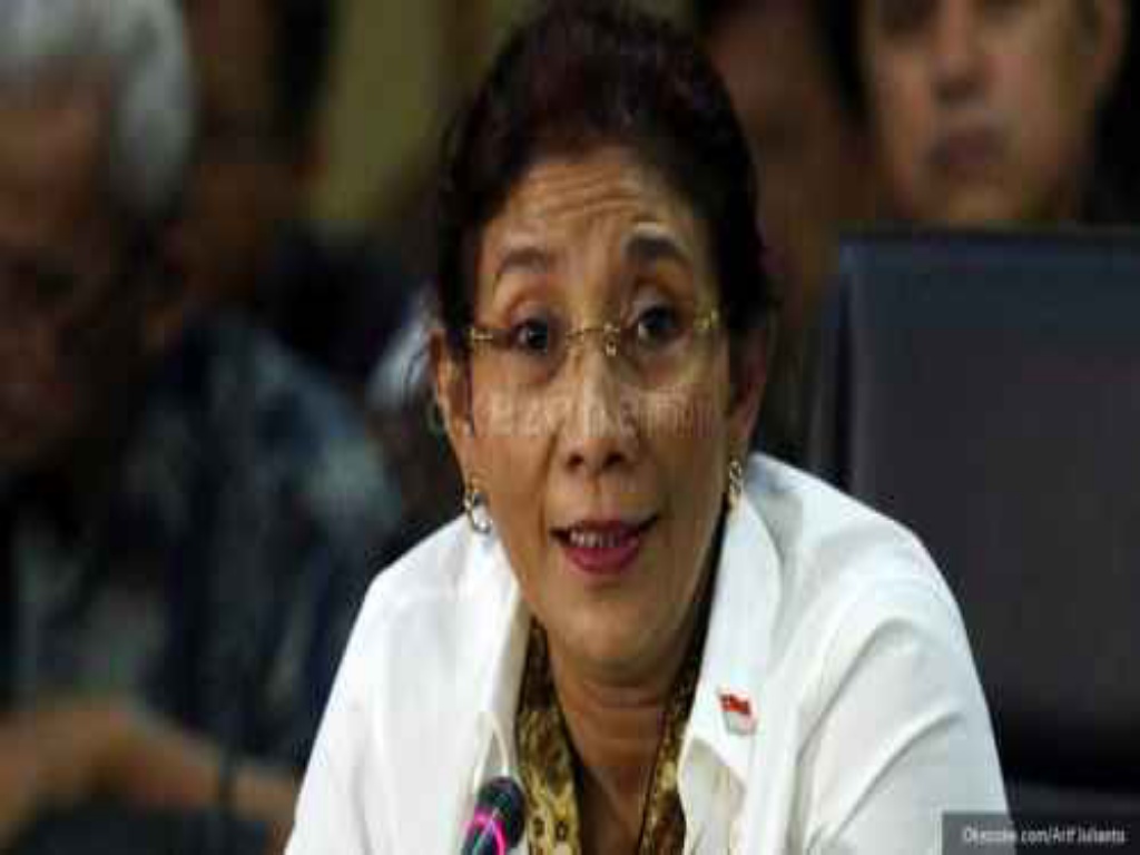 Mantap....!!! Undip Beri Gelar Doktor Honoris Causa ke Menteri Susi