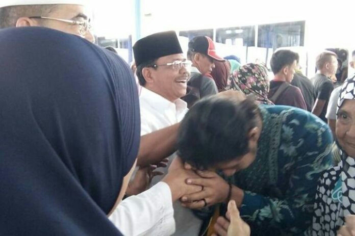 41 Orang Penggiat Agama Islam Yang menerima Penghargaan Umroh Kembali Ke Tanah Air dengan Selamat