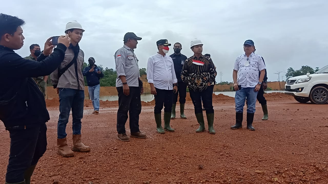 Abdul Wahid Berang Melihat Kecerobohan Pihak Perusahaan Tambang di Lingga