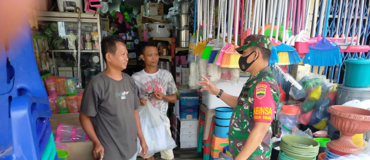 Sertu Arjuna Endar Himbau Masyarakat Untuk Vaksin