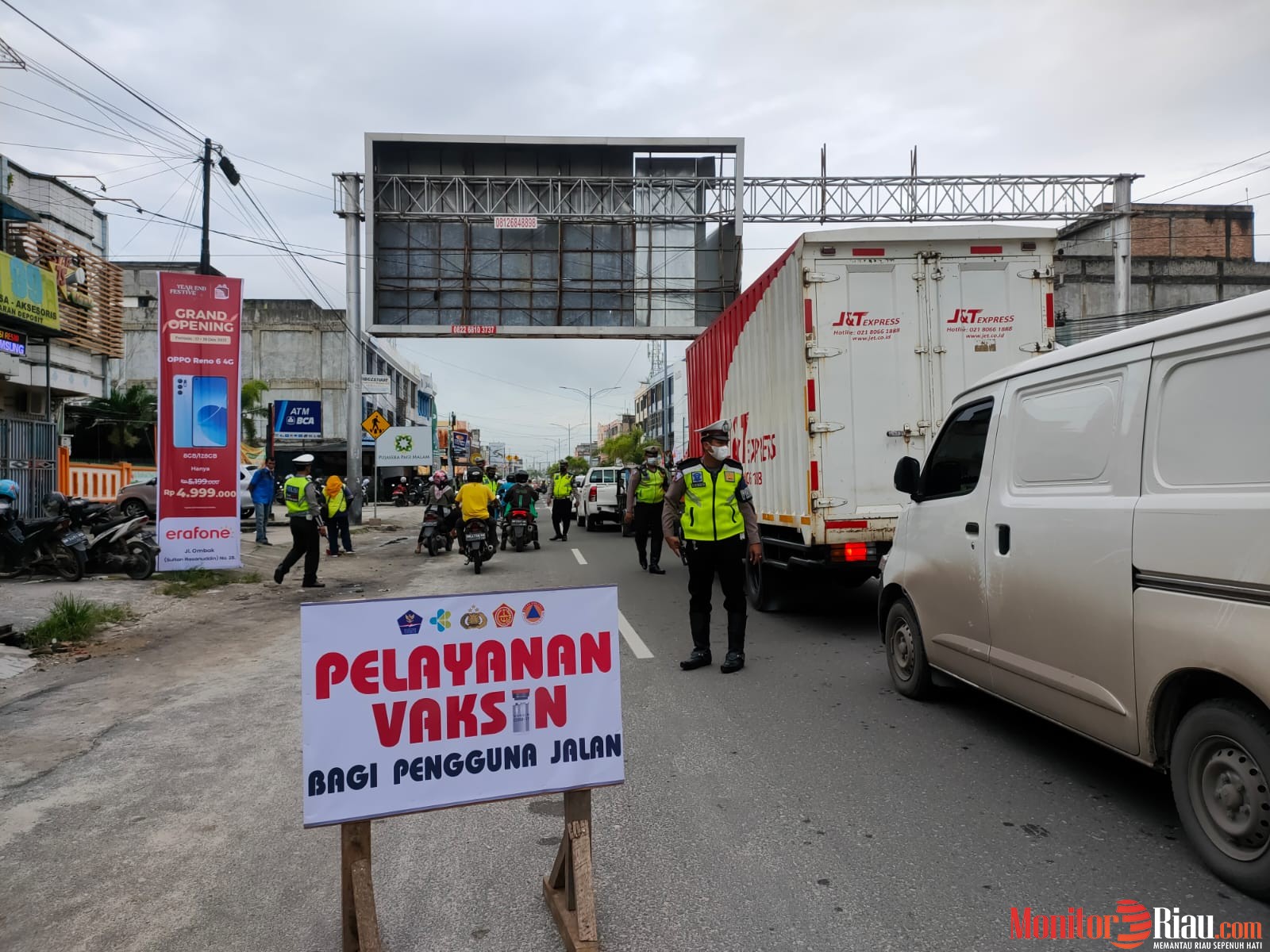 Satlantas Polres Dumai Gelar Vaksinasi Pengendara