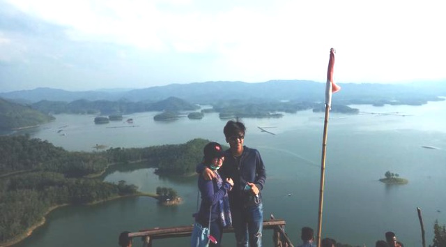 Mengejar Pesona Pagi ala Raja Ampat di Puncak Ulu Kasok Kampar