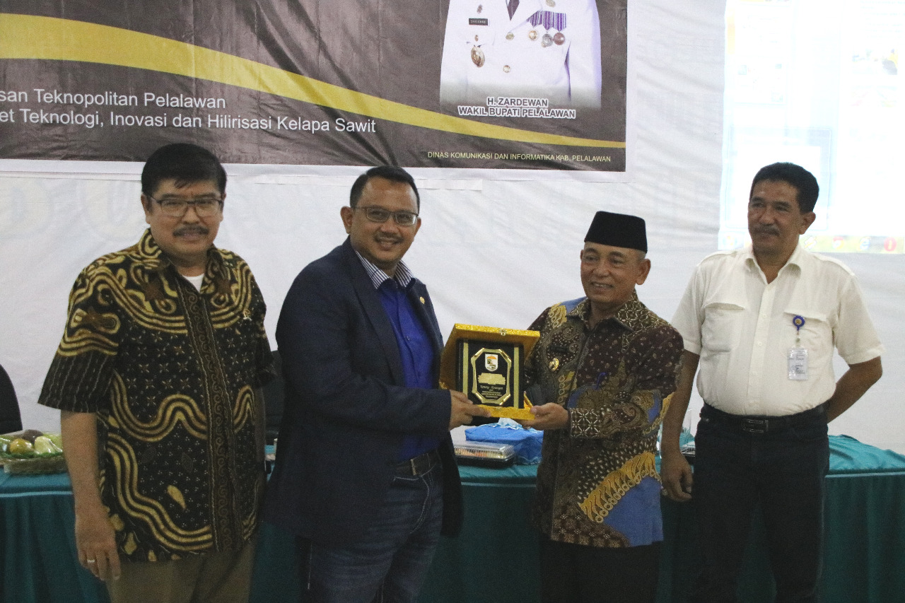 Komisi V DPR RI Kunjungi Pelalawan Lihat Kawasan  Teknopark