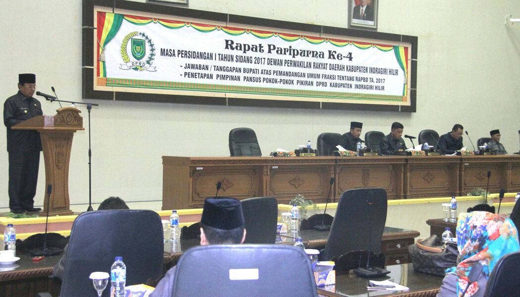 Bupati Wardan Tanggapi Pandangan Umum Fraksi Tentang RAPBD Inhil 2017