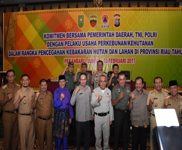 Bupati Bengkalis Amril Mukminin Hadiri Kegiatan Komitmen Pencegahan Karhutla