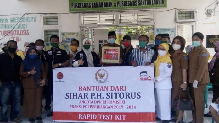 Dinas Kesehatan Labuhanbatu Terima Bantuan Alat Rapid Test dari Anggota DPR-RI