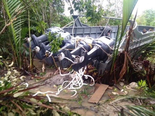 Kapal Penyelundup Terbang Hingga Masuk ke Hutan Mangrove