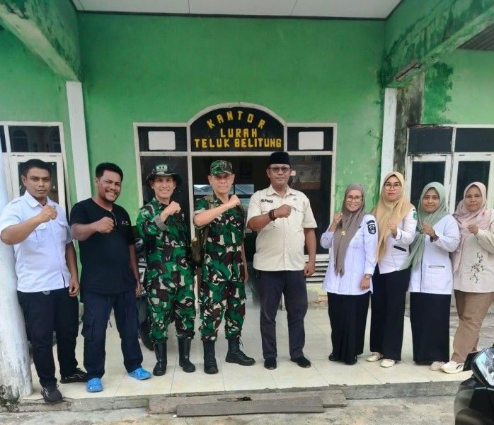 Didampingi Danramil 06/Merbau, Kol Adm Dayatmoko Edukasi Perangkat Kelurahan dan Warga Soal Bahaya Api