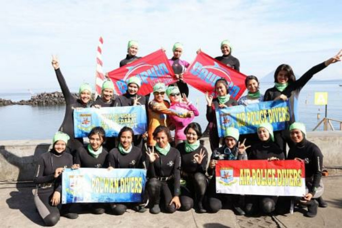 Meriahkan HUT ke-74 RI, Istri Kapolri Siap Pecahkan Rekor Selam Dunia