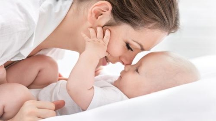 Jangan Anggap Sepele, Kulit Bayi Juga Butuh Pelembap