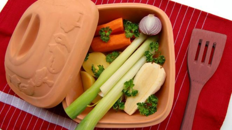 10 Alasan Pria Vegetarian Kuat Saat di Ranjang
