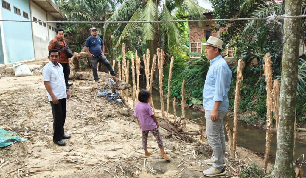 Pekerjaan Proyek Saluran Air di Jambi Mulai Disorot