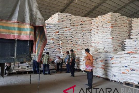Awal Tahun, Stok Beras Bulog Riau-Kepri 27.000 Ton