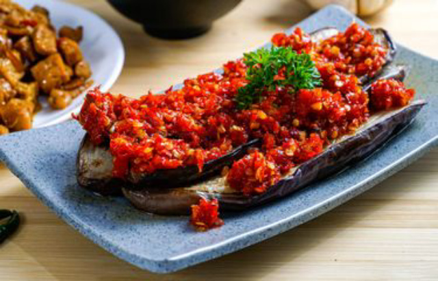 Resep Balado Terong Hijau, Pedasnya Menggiurkan
