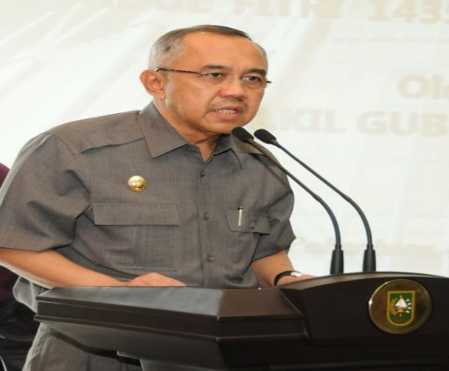 Gubri Beri Sinyal akan Copot Pejabat Berkinerja Buruk