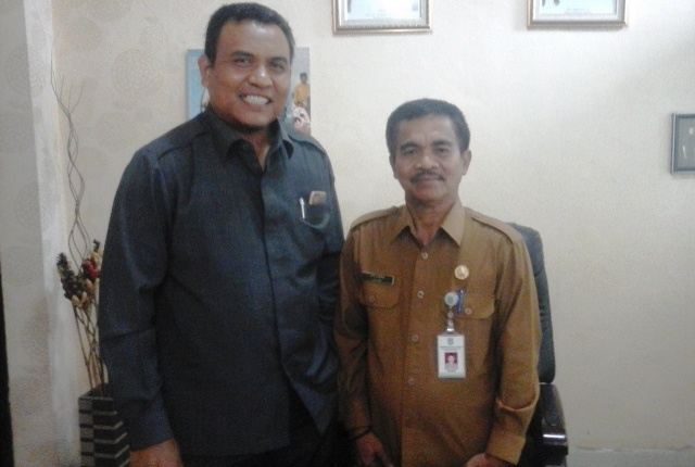 Edi Sepen Apresiasi Kinerja Kadisduk Capil Dumai