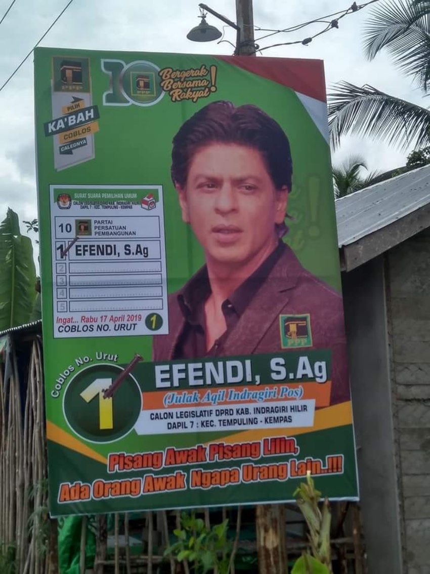 Unik! Baliho Caleg di Inhil Pajang Foto Shahrukh Khan
