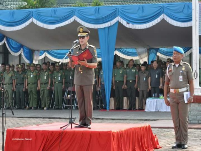 Walikota Dumai Pimpin Apel HUT Satpol PP Ke - 67