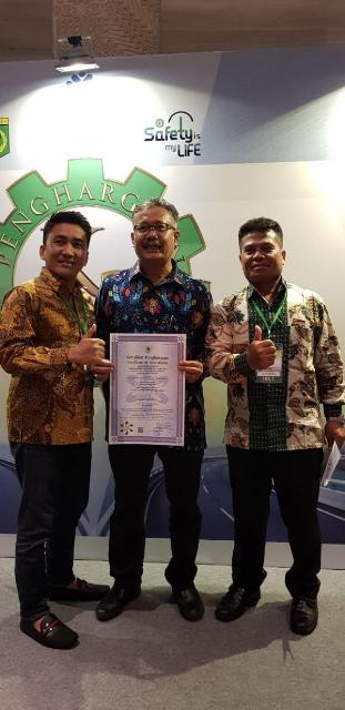 Penghargaan Bendera Emas dari Kemnaker RI Diraih RAPP
