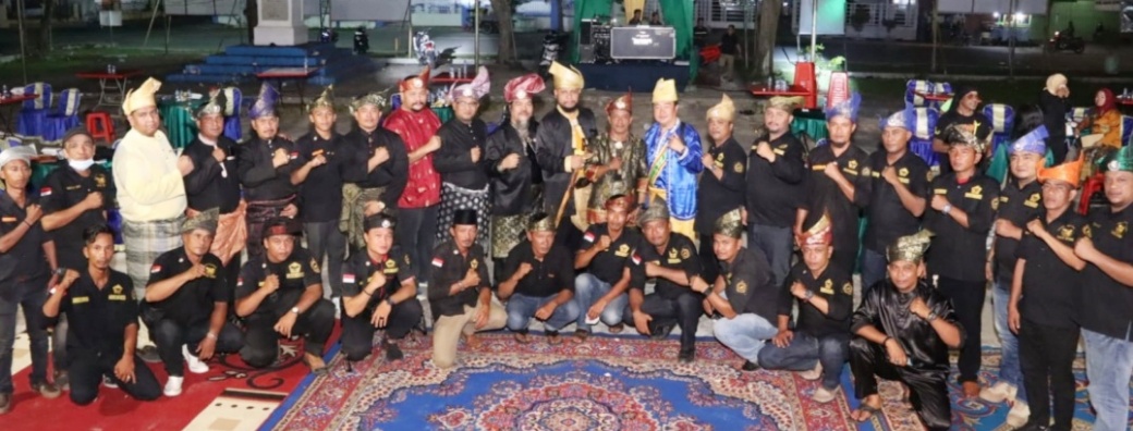 Pasukan Adat dan Marwah Gagak Hitam Pertanyakan Kepengurusan LAMR Kabupaten Meranti yang Baru