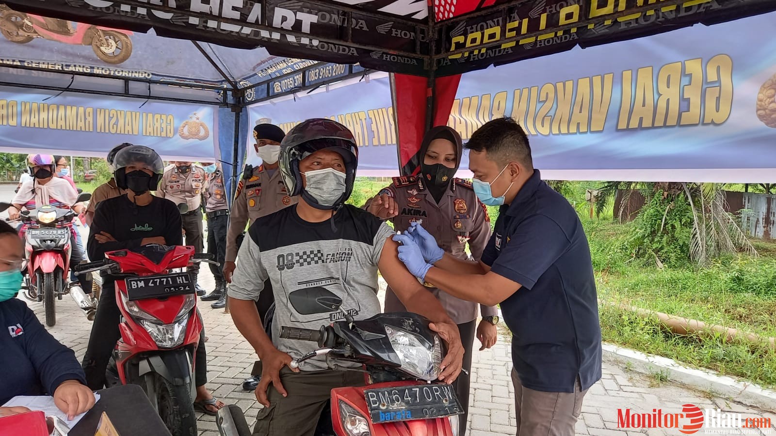 Polres Dumai Buka Gerai Vaksinasi Drive Thru di Citimall