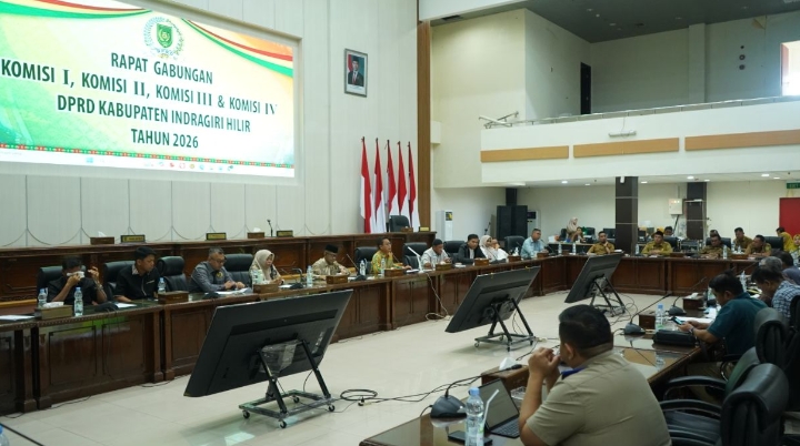 DPRD Inhil Gelar Rapat Gabungan Empat Komisi Bahas Sengketa Lahan Sawit Masyarakat