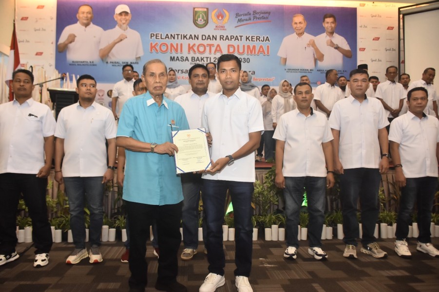 Ketua KONI Riau Lantik AKJ, Kepengurusan KONI Dumai 2026-2030 Resmi Dimulai
