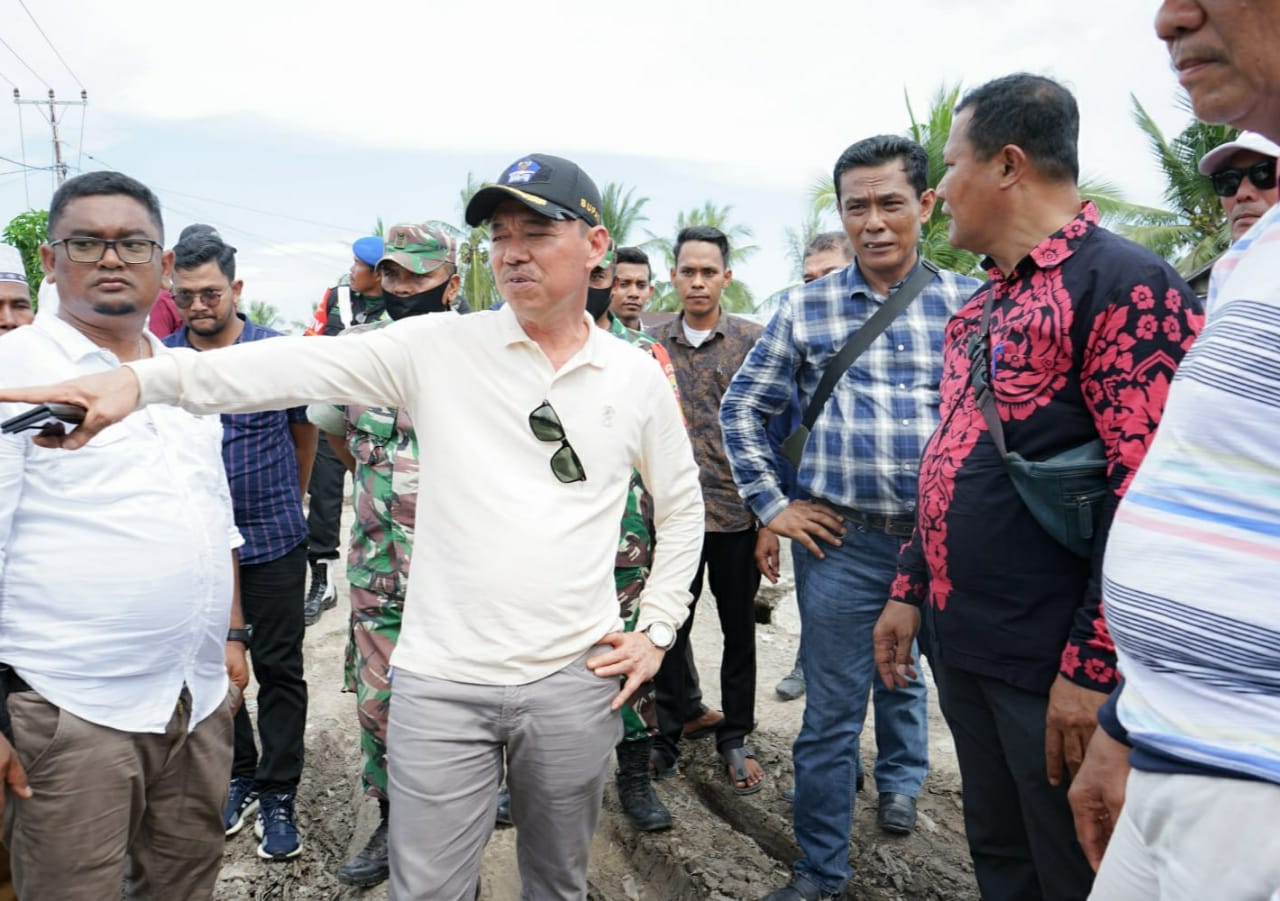 Serap Aspirasi Masyarakat Pulau Halang dan Palika. Ini Harapan Afrizal Sintong