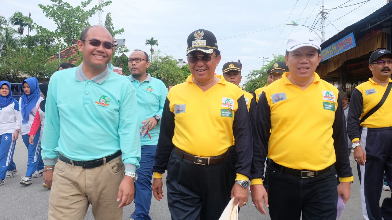 HKN Ke-53, Bupati Inhil Ikuti Jalan Sehat