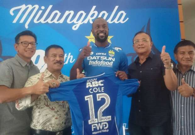 RESMI: Carlton Cole Jatuh Ke Pelukan Ke Persib Bandung