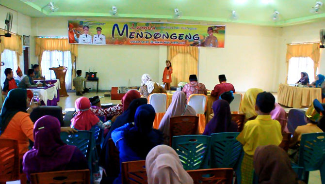 Dinas Perpustakaan dan Arsip Gelar Lomba Mendongeng Tingkat SD se-Rohul