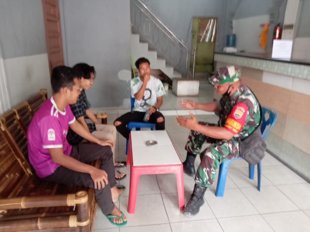 Cegah Narkoba dan Kenakalan Remaja, Serka Fahrizal Purba Melakukan Giat Komsos