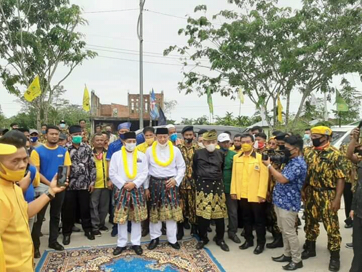 Ahad Janji Tidak Korupsi,Jika Terpilih Akan Pasang Gambar Tikus Memakan Padi Di Semua Kantor