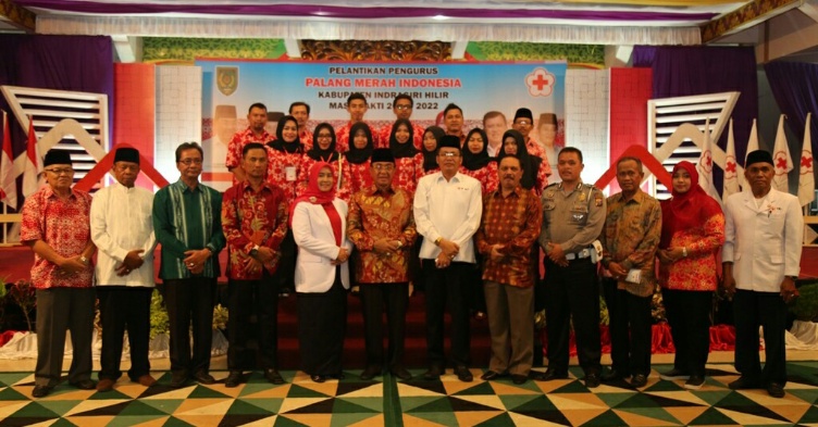 Bupati Hadiri Pelantikan Ketua PMI Inhil