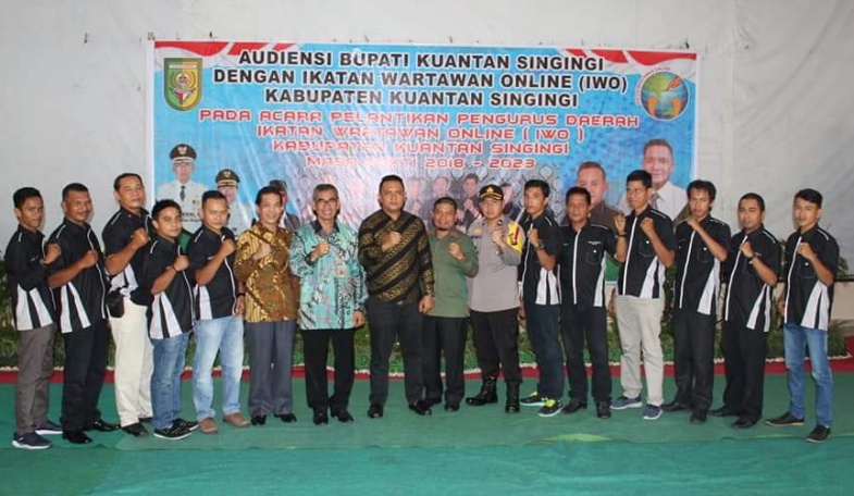 Pengurus IWO Kuansing Periode 2018-20123 Resmi Dilantik