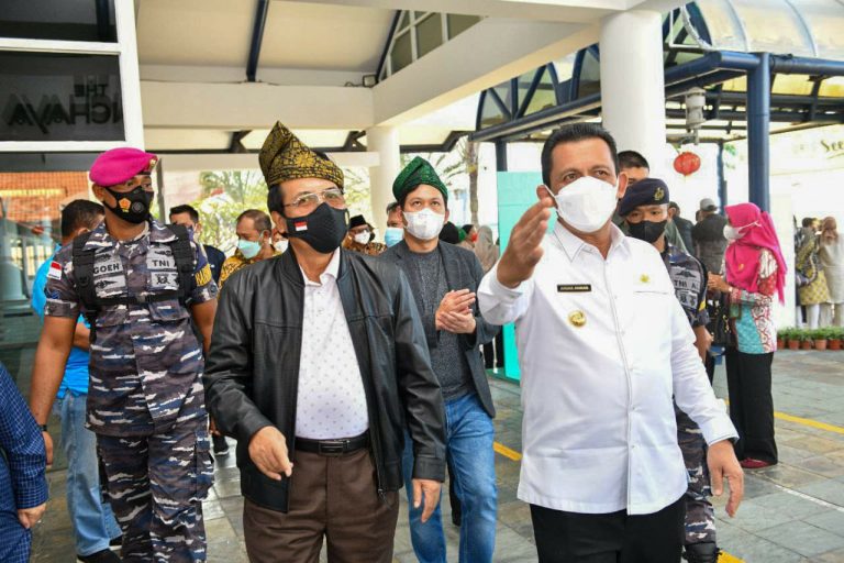 Gubernur Kepri Sambut Kedatangan Ketua MA