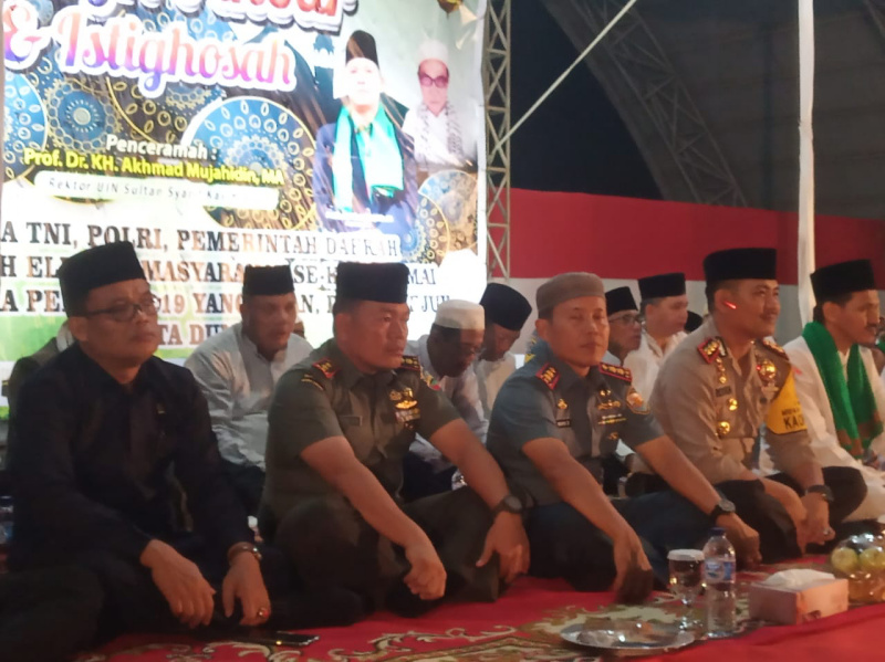 Dandim 0320/Dumai Hadiri Istighosah dan Tabligh Akbar