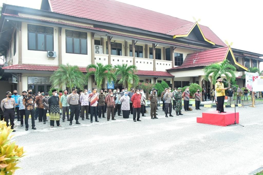 Plh Bupati Bengkalis Pimpin Apel Persiapan Menuju Normal Baru