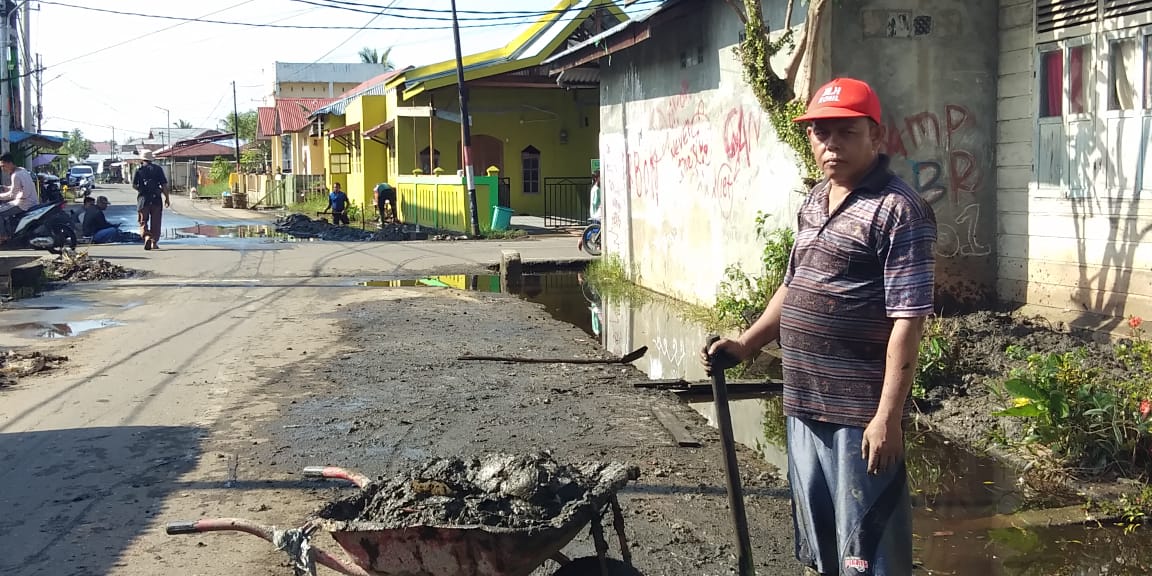Respon Bupati Rohil Tangani Banjir Mendapat Apresiasi dari Ketua RT 03 Bagan Timur
