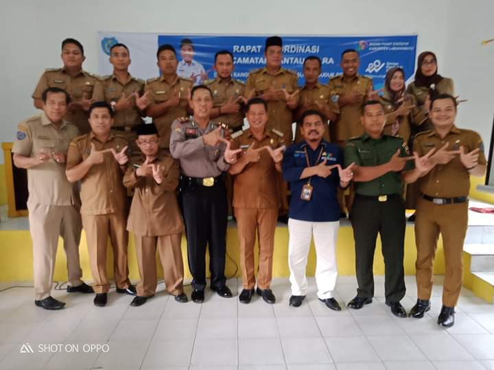 Camat Rantau Utara Gelar Rapat Sosialisasi Sensus Penduduk Online 2020