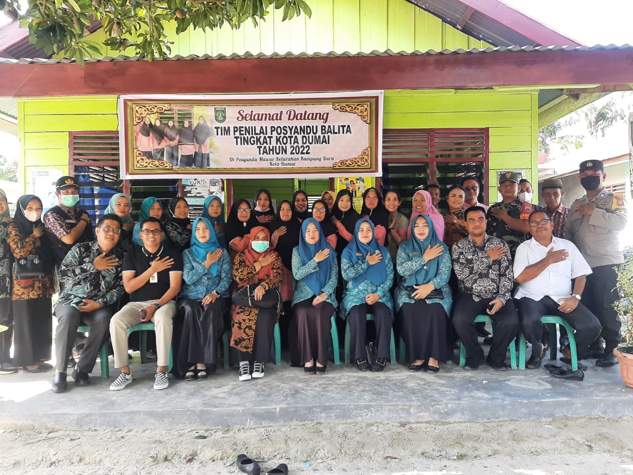 Dampingi Tim Penilaian Posyandu Balita, Serda Jum'at Desmanto Berharap Standarisasi Bisa Ditingkatka