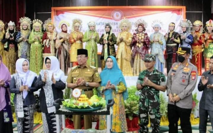 Bupati Inhil Hadiri Peringatan HUT IBI Ke-71 di Sejalankan Pelantikan Pengurus Cabang Dan Ranting