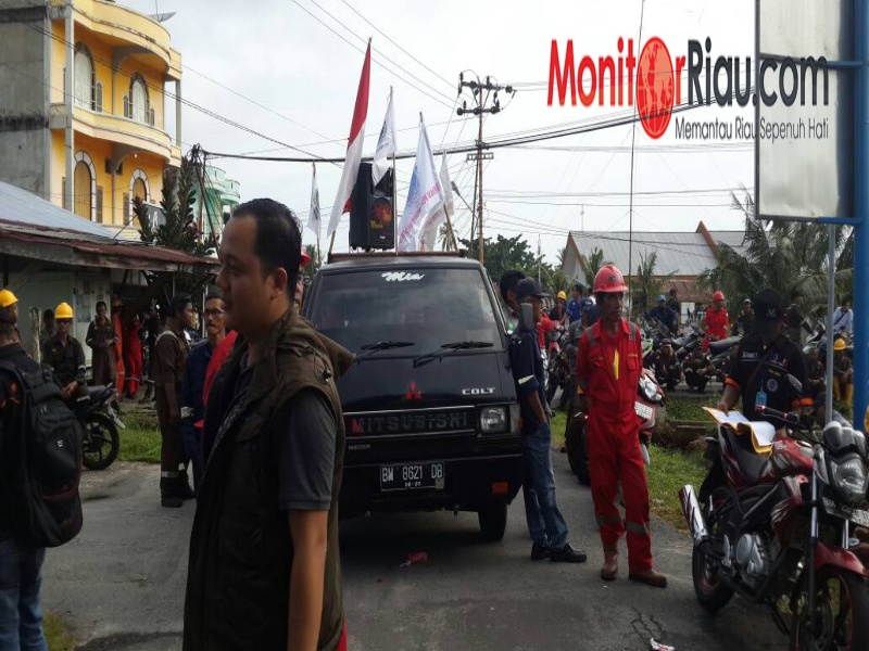 KSBSI  DPC Bengkalis menggelar Aksi Unjuk Rasa atau Demo Aksi Damai terhadap PT. Pertamina RU II